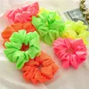 2019 Feminino Néon Scrunchies Elásticos Laços de Cabelo Menina Cor Sólida Suportes de Rabo de Cavalo Cor Fluorescente Brilhante Acessórios de Cabelo Feminino