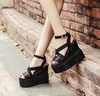 Platform sandalen voor vrouwen enkelband zwart lederen hoogte toenemende zomer schoenen vrouw buiten vrouwelijke wiggen sandalen