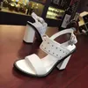 Hot Sale-inclinação com a versão do confortável moda selvagem áspera diamante com salto alto alto alto heels35-41