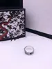 S925 Sterling Silber Ring klassische Retro-Ausrüstung Streifen Ring Männer und Frauen Trend Hip Hop gleichen Absatz alten geschnitzten Paar Ring