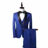 blå tre piece suit wedding