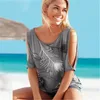 Kvinnor sommar T-shirt Casual Short Sleeve Toppar Tees Sexy Off Shoulder Feather Print T-shirt O-Neck Loose Women's Clothing Plus Storlek 5XL Skjortor