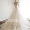 2019 volants robes de bal robes de mariée plis appliques spaghetti Criss Cross sangle dos nu jupe à plusieurs niveaux robes de mariée robe de soirée de mariage