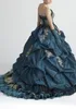 Stella de Libero vintage bollklänning bröllopsklänningar med handskar applikationer tyll sökande tiered kjolar brud klänning svep tåg r259l