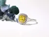 Victoria NIEUWE AANKOMST LUXE SIERAME Echt 925 Sterling Silver Princess Cut Yellow Topaz CZ Diamant Eternity Women Wedding 2425151