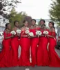 Red African Black Girl Bridesmaid Dresses Mermaid Sexy Off the Axel Sleeveless golvlängd Satin Plus Size Dress For Wed 238D