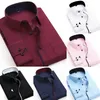 2020 NYA MENS Lång ärmskjorta Button Up Business Work Smart Formal Dress Shirts Top Fashion Male Slim Fit Casual Shirt Tops245n