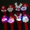 LED Kerstmis Slap Armbanden Kerstcadeau Santa Claus Snowman Speelgoed Slap Pat met LED Licht Cirkel Armband Writshand Decoratie Ornament