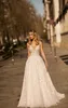 Berta 2020 new lace vestidos de casamento appliqued a line sweep trem espaguete praia vestidos de casamento custom made boho plus size vestido de noiva