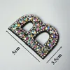 Perles 26 lettres strass Alphabet ABC coudre fer sur patchs arc-en-ciel brillant Badges pour nom bricolage robe jean Appliques décoration