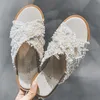 Slippers 2021 Fairy Gingham Pearl Tassel Cross Band Doek Vrouwen buiten flipflops schoenen Woman Bead Fringe Slip op dia's Size43