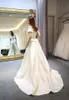 Плюс размер атласных свадебных платьев с свадебными платьями с свадьбами на плече Два кусочка линия длинный поезд Vestidos de Fiesta