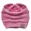 10 Farben eingetroffen Weihnachtsmütze mit Etikett Winter warme Strickmütze für Frau Kostenloser Versand