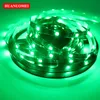 5V 30LEDS / M APA102 LED-striplicht, adresseerbaar met APA102 Ingebouwde 5050 SMD RGB LED-chip, 5m / roll, DC5V-ingang, Zwarte PCB, Waterdichte IP65