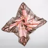 Fashion-Pink Leopard Hidżab Szalik Kobiety Silk Square Head Wraps 2017 New Fashion Szal Producent 90 * 90 cm