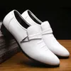 scarpe in vernice nera scarpe eleganti da uomo mocassini scarpe oxford italiane per uomo coiffeur chaussure mariage homme erkek klasik ayakkabi 2019