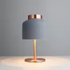 Nordic Designer LED stołowe Lampy do salonu Sypialnia nocna Lekki Kreatywny Luksusowy Nowoczesny Prosty Studium Biurko Lampa