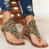 Sommar Kvinnor Sandaler PU Läder Platform Animal Print Flat Heel Peep Toe Fashion Casual Beach Ladies Shoes Zapatos de Mujer