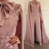2019 Eleganckie Różowe kombinezony Suknie Wieczorowe Z Wrap Długie Rękawy Aplikowane Plus Size Prom Sukienka Zroszony Outfit Formal Party Suknie Niestandardowe