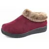 Oferta especial O inverno feminino Anti-Slip Soft Sole Botas Quentes, a caminhada idosa ao ar livre espessada com sapatos de algodão