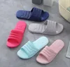 2020 Män Kvinnor Sandaler Designer Skor Luxury Slide Sommar Fashion Wide Flat Slippery Sandaler Slipper Flip Flop Storlek 35-46 Flower Box