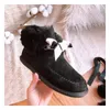 Designer donna Stivali da neve invernali Moda Australia Classico Stivaletto alla caviglia Ragazza di alta qualità Gita Bow Mini stivaletti Pompon Stivali da neve con nastro
