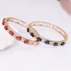 (77BA) Nieuwe Rood / Blauw Ovaal Zirkoon Bangle Armband Dames 18K Vergulde Blauwe Stone Geen Skin Allergy Nickel Free