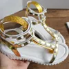 Heißer Verkauf - 2019 5 Farben Top Fashion Untitled Studs Party Sandalen Italienischer Luxusschuh Sommer Outdoor Gladiator Sandale