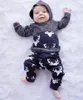 Kläder sätter baby pojkar höst vinterkläder set spädbarn lång ärm tjjockna huva tröja+byxor 2st söt kostym nyfödda kläder