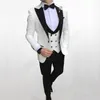 Популярные One Button Groomsmen Пик нагрудные Groom Tuxedos Мужские костюмы Свадебные / Prom Best Man Blazer (куртка + брюки + жилет + Tie) 689