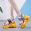 2019 Yaz Kadın Sandalet Moda Şeffaf Elmas Kama Sandal Rhinestone Yüksek Topuklar Chunky Platformu Ayakkabı Kadın T200226