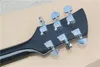 Chitarra elettrica nera personalizzata in fabbrica con 6 corde, hardware cromato, pickup HHH, battipenna bianco, personalizzabile