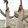 Böhmen 2019 Rish Bröllopsklänningar Deep V Neck Lace Appliqued Beach Boho Golvlängd Chiffon Lång Bröllopsklänning Bröllopklänningar Robe de Mariée