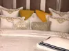 7ピースホワイトエジプト綿寝具セットキングクイーンサイズベッドセット高級ゴールデン刺繍寝具セットベッドシートセット布団カバー
