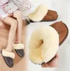 Donne Inverno Caldo Pelle di pecora Pantofole di pelliccia di lana Pantofole da donna Amanti delle pecore Pantofole da casa Coperta Dimensioni peluche Scarpe da casa Donna b24 Y200106