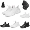 Chaussures de course de mode chaude pour hommes femmes Triple noir blanc plate-forme en cuir baskets de sport baskets pour hommes marque maison fabriquée en Chine