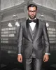 Marka Yeni Koyu Gri Damat Smokin Siyah Yaka Sağdıç Düğün 3 Parça Suit Mükemmel Erkekler İş Ceket Blazer (Ceket + Pantolon + Kravat + Yelek) 2658