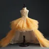 Fluffy Gold Tulle Girl's Pagant Klänning Födelsedagsfest Klänning Hi-Lo Sequin Beads Flowers Girl Princess Dress Kids First Communion Dresses