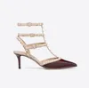 2022-дизайнерские сандалии из лакированной кожи с заклепками и заклепками, женские классические туфли с ремешками и шипами, туфли на высоком каблуке 10 см 6 см