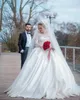 2020 Nuovo abito da ballo arabo moderno Abiti da sposa Gioiello Collo Appliques in pizzo Maniche lunghe Raso Plus Size Bottone Indietro Abiti da sposa formali lunghi