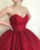 Kırmızı uzun Dubai Arap Bal Balo Elbise Quinceanera Prom Elbiseler Kabarık Sevgilim Glitter Burgundy Akşam Elbise Robe De Soiree