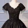 Robes de mariée gothique noire avec manches courtes
