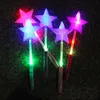 Yanıp sönen ışıklar yukarı kızdırma stics sihirli yıldız değnek parti konser Noel Cadılar Bayramı çocuk hediye oyuncak parlayan peri pentagram flaş sopa ^