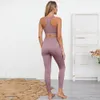 Neue nahtlose Strick -Yoga -Outfits Anzug Frauen Hüfte Heben Yoga Set Sexy Sport BH Fitness Tragen Sie bequeme Trainingskleidung enge Hosen Sportbekleidung