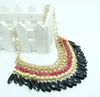 Nya modechockerhalsband Guldpläterade skiktade ädelstenar träpärlor Tasslar halsbandsmycken för kvinnliga gåvor