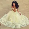 2020 Yellow Tulle Sweetheart Quinceanera Dresses Plus Size 3D Flower Long Cheap Abendkleider Vestidos 15 anos Formal Party Prom Gown beaded