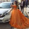 2019 lindos laranja Quinceanera vestido de baile vestidos fora do ombro feitos à mão flores tule doce 16 princesa aberta festa de trás vestidos de noite de baile