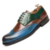 Mode nouveaux hommes chaussures habillées en cuir confortable hommes d'affaires couleurs mélangées Brock chaussures respirant antidérapant chaussures pour hommes