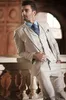 Nowy styl Beige Groom Tuxedos Notch Lapel Groomsmen Mens Suknia Ślubna Doskonała Kurtka Mężczyzna Blazer 3 Sztuka kostium (kurtka + spodnie + kamizelki + krawat) 27