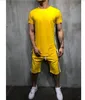 Fatos de treino dos homens Conjunto de roupas de listra casual de verão Tarja Cor Costura Conjunto de esportes de manga curta Mens Roupas de verão
